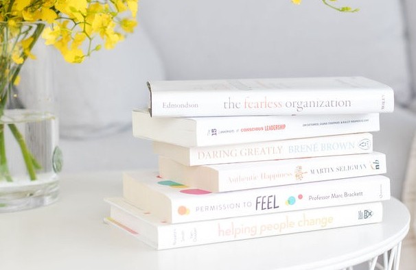 Leadership coaching books — Sheena Ang Singapore